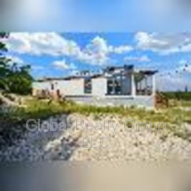 Building Photo - 470 Private 1523