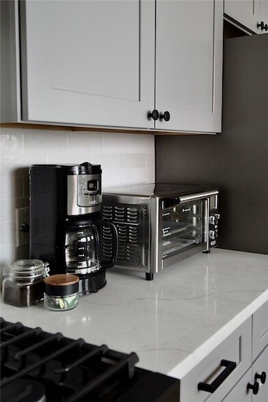 Building Photo - 422 Avery St