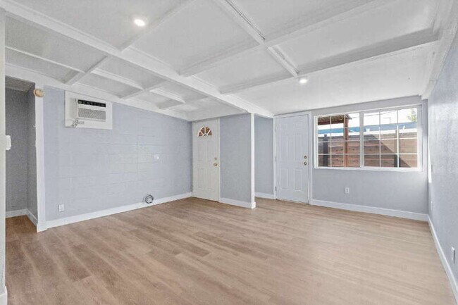 Building Photo - 1520 McAllister Ave