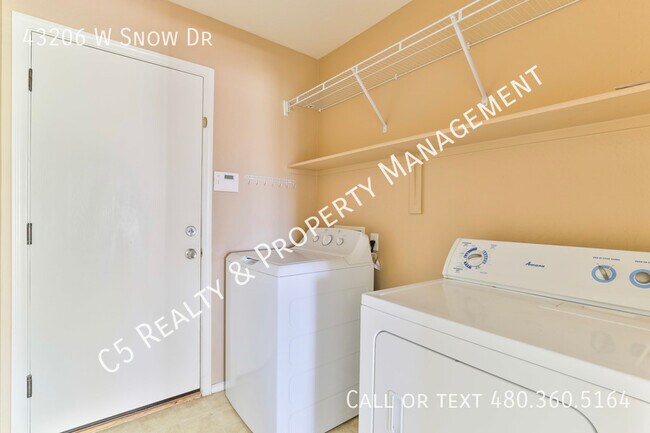 Building Photo - 43206 W Snow Dr