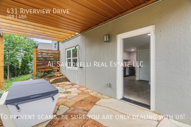 Building Photo - 431 Riverview Dr