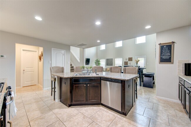 Building Photo - 29326 Dunns Creek Ct