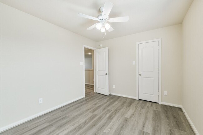 Building Photo - 12638 Silver Winter Trl