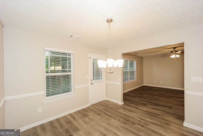 Building Photo - 1417 Arbor Pl Dr