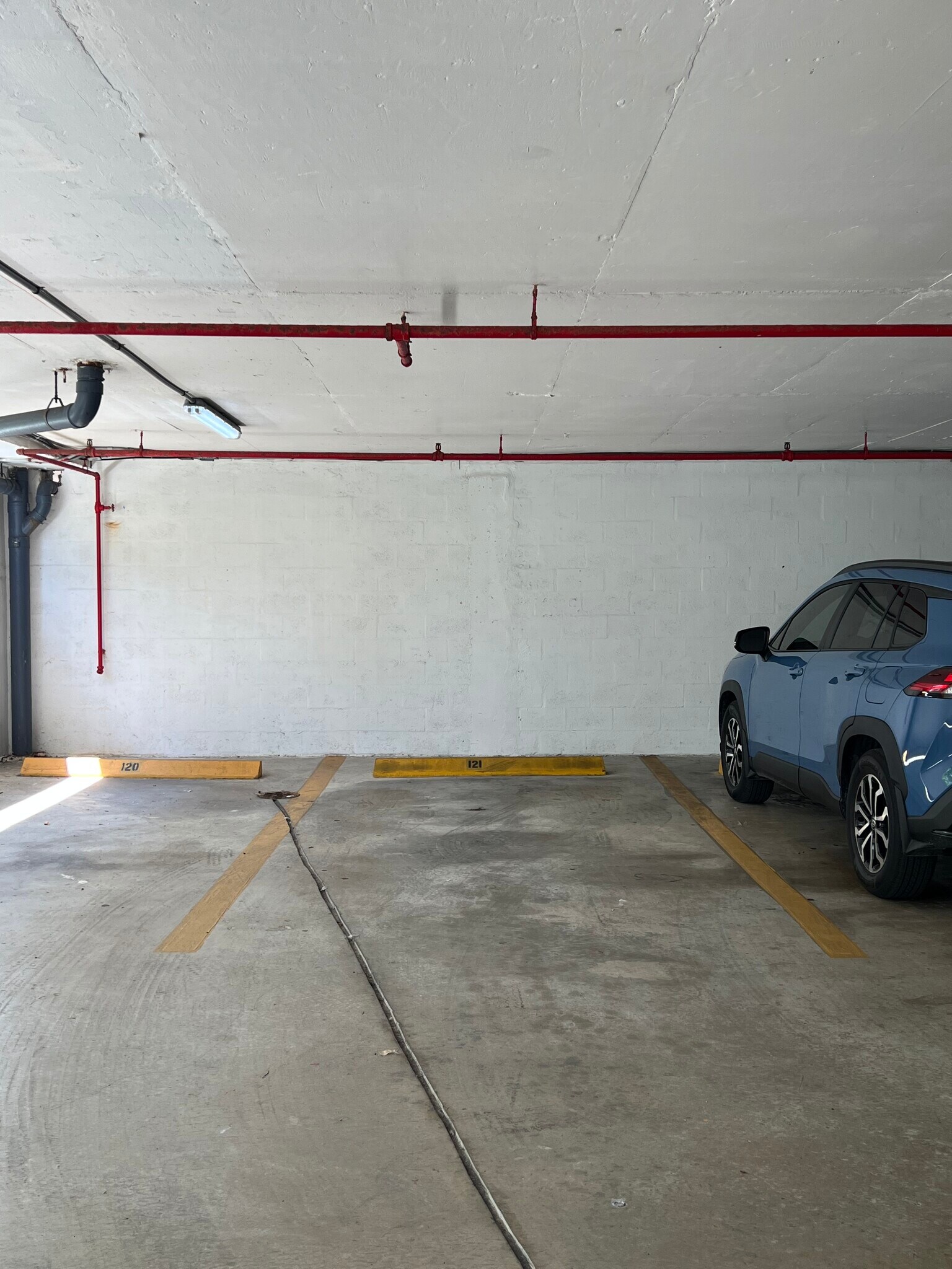 Building Photo - 2401 Collins Ave