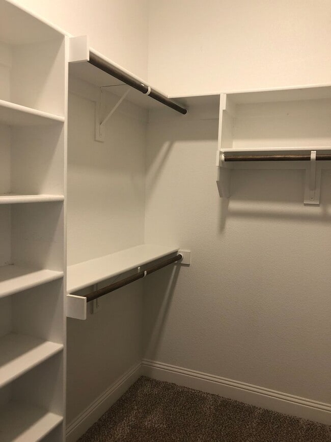 Building Photo - 4 Bdrm/2Bath in the Heart of Weatherford!