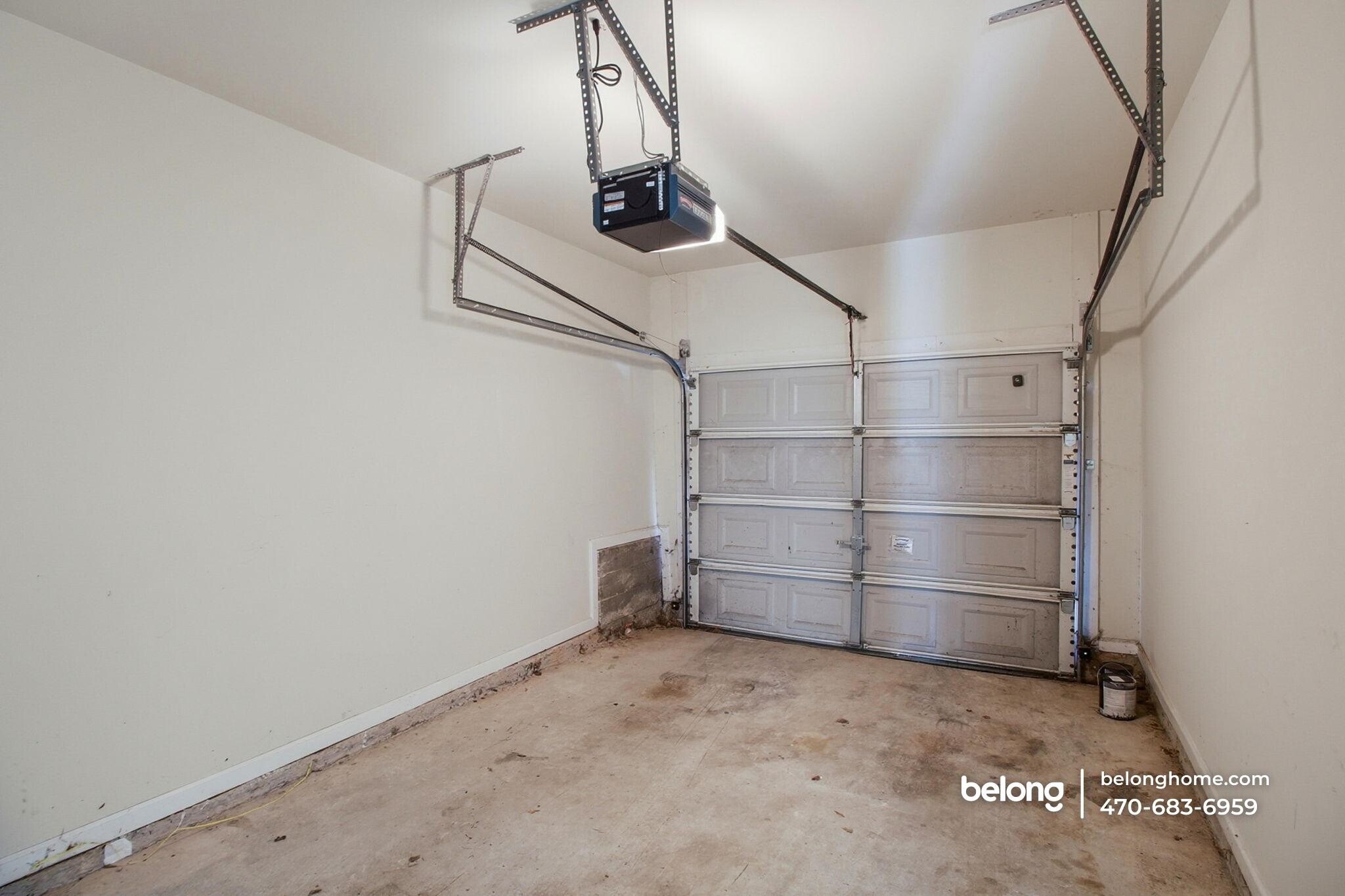 Building Photo - 3701 Utoy Dr SW