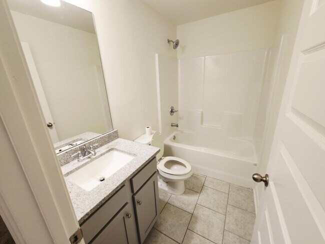 Building Photo - 2708 Wild Laurel Ct