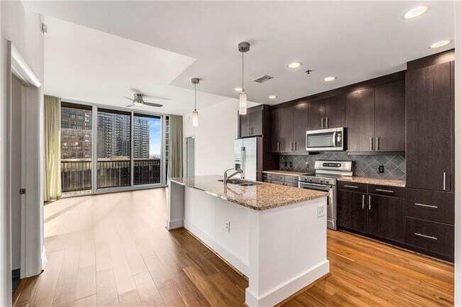 Building Photo - 1080 Peachtree St NE