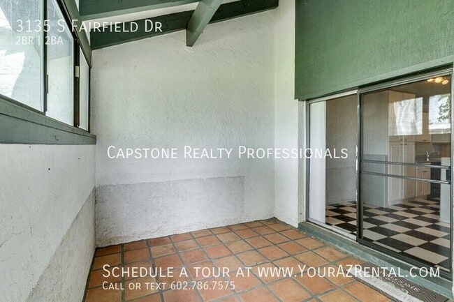 Building Photo - 3135 S Fairfield Dr