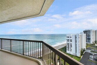 Building Photo - 9550 S Ocean Dr