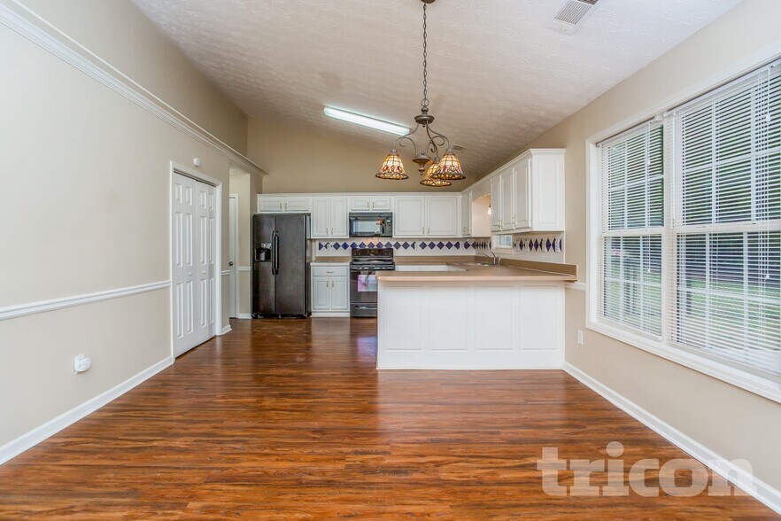 Building Photo - 255 Butler Bridge Cir