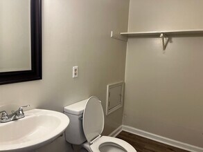 Building Photo - 3 Bedroom Home in Lee County for rent!