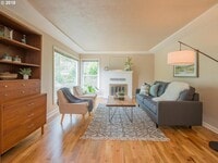 Building Photo - 6400 SW Vermont St