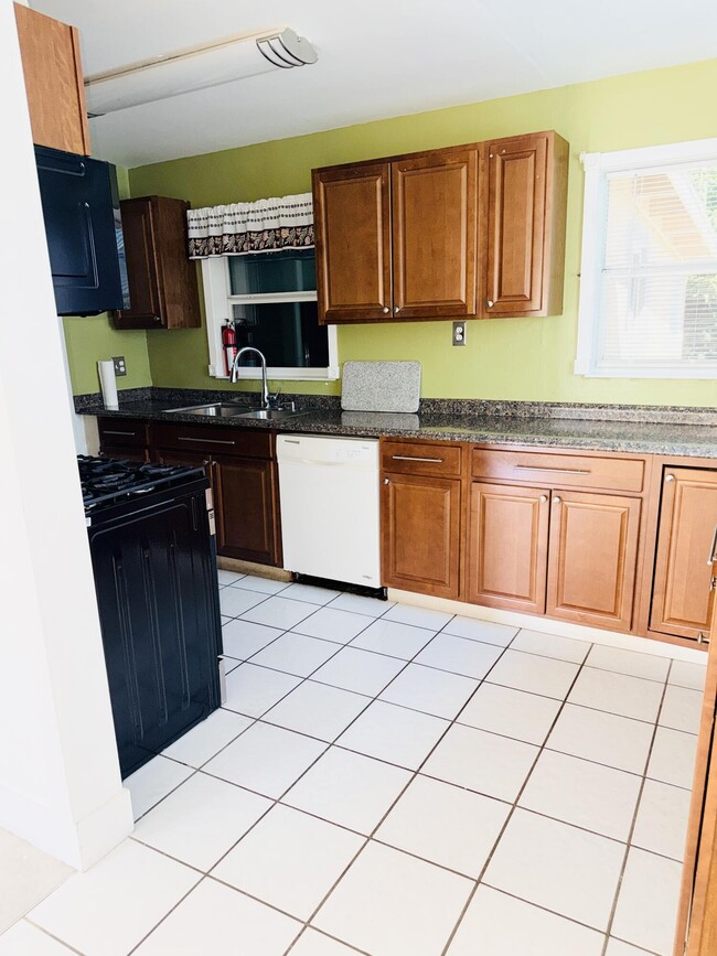 Building Photo - 5755 Winfield Blvd