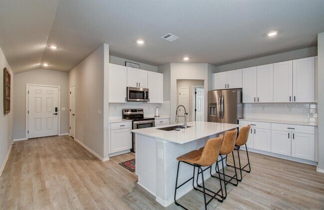 Building Photo - 14810 Archer Ct