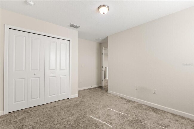 Building Photo - 9131 Cut Shot Dr