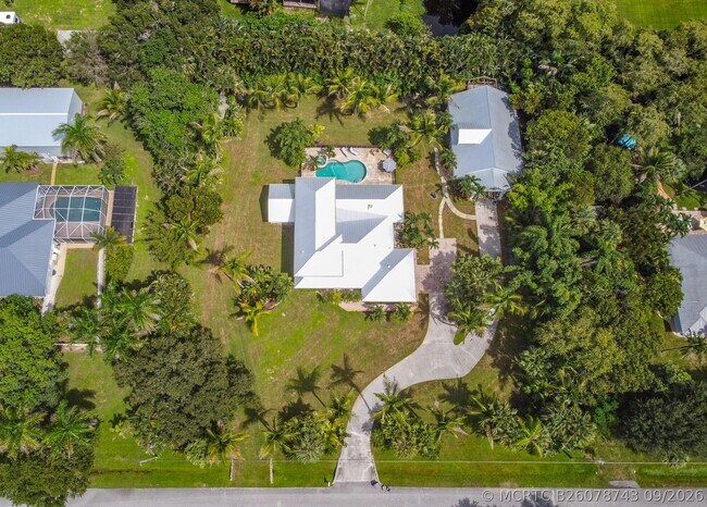 Building Photo - 16672 78th Dr N