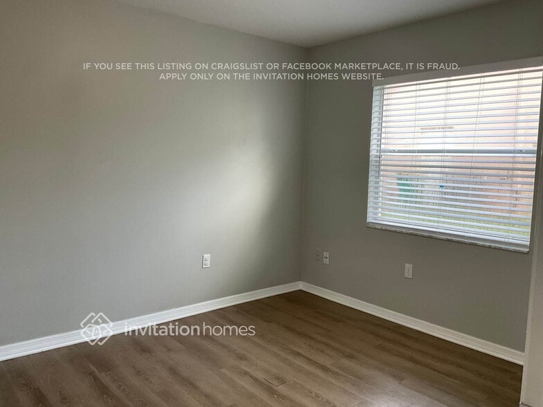 Building Photo - 1897 Crane Creek Blvd