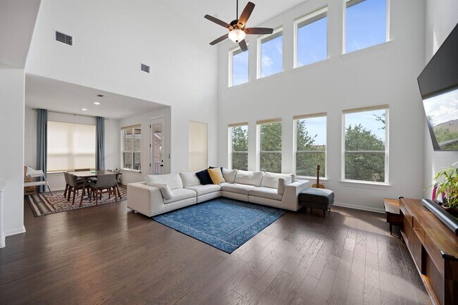 Building Photo - 7624 Alouette Dr
