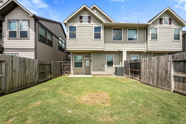 Building Photo - 5203 Pr Ter Ln