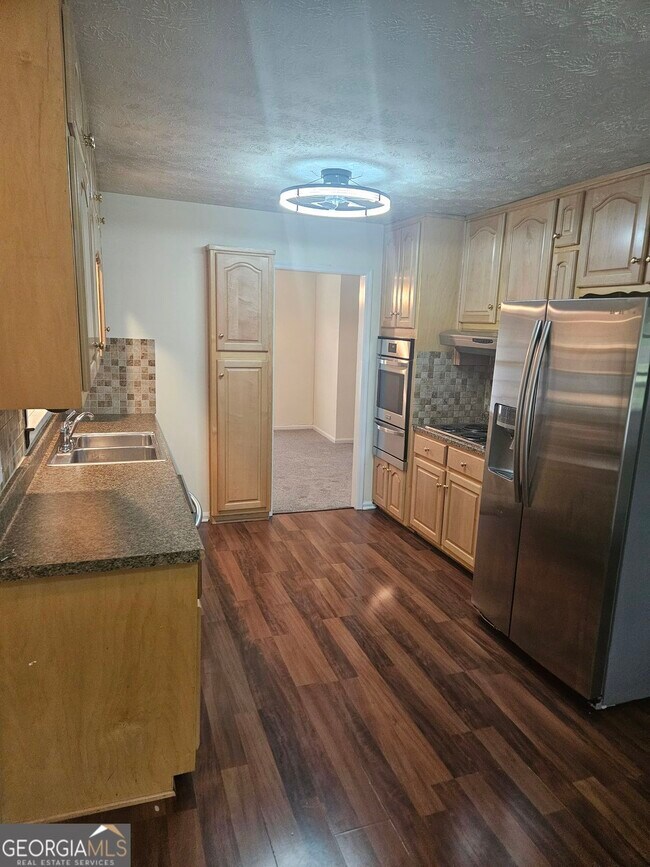 Building Photo - 1148 Marifran Dr SW