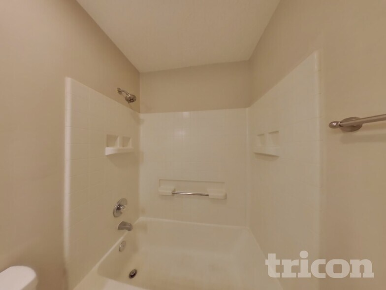 Building Photo - 1712 Beckenbauer Ln