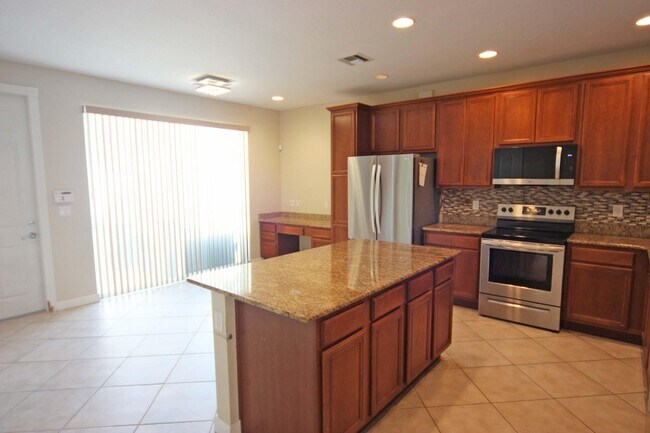 Building Photo - 1165 Islamorada Dr