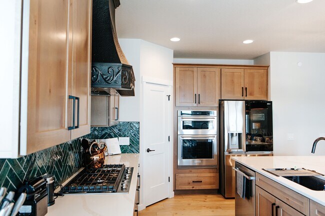 Building Photo - 9757 Bison Vly Trl