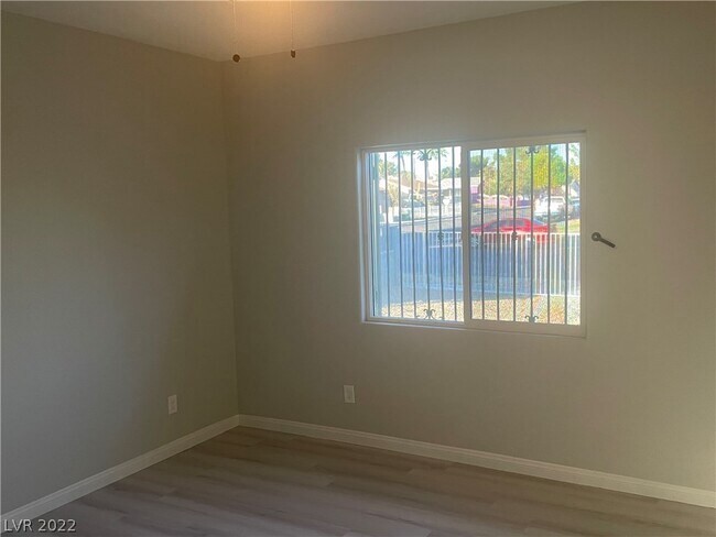 Building Photo - 4966 Andover Dr