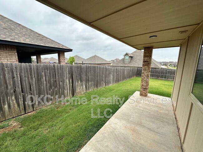Building Photo - 4133 NW 155th St