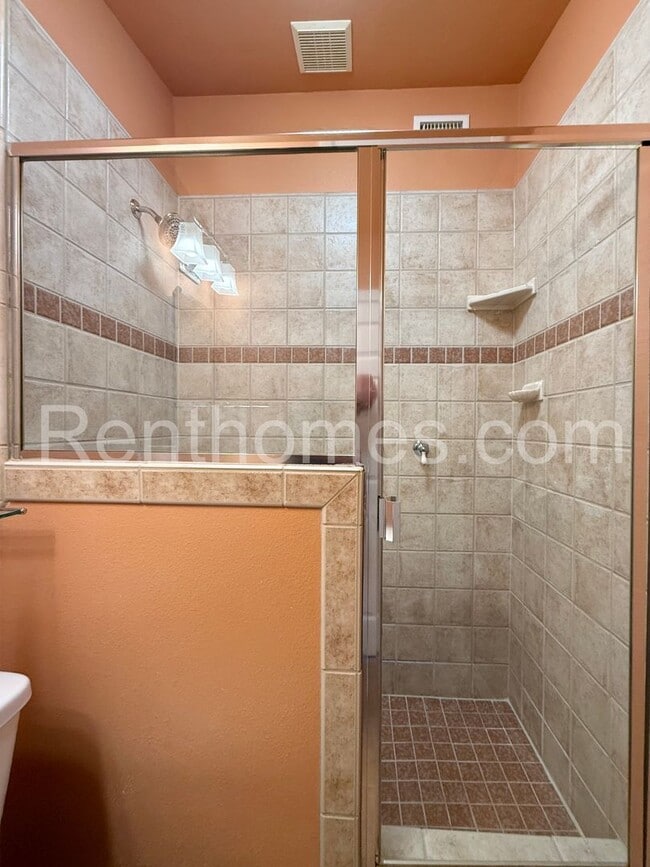 Building Photo - 4227 Mt Herbert Ave