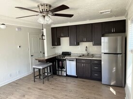 Building Photo - 334 Concord Ave