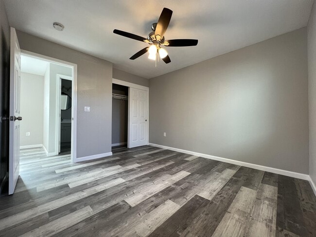 Building Photo - 26204 Underwood Ave