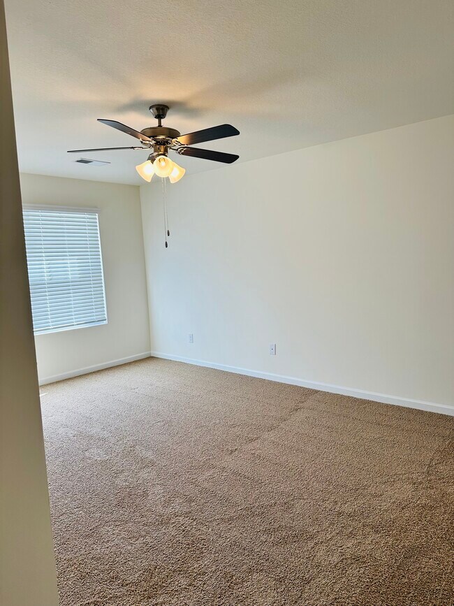 Building Photo - 94 Moon Rock Ct