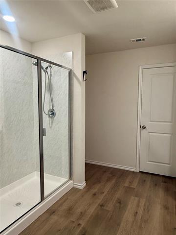 Building Photo - 916 Country Rd