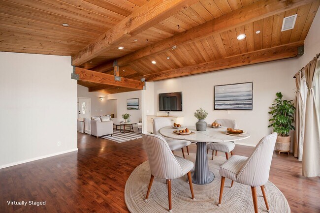 Building Photo - 9497 Montemar Dr