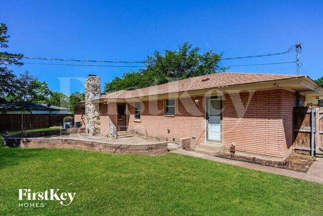 Building Photo - 3424 Chaffin Dr