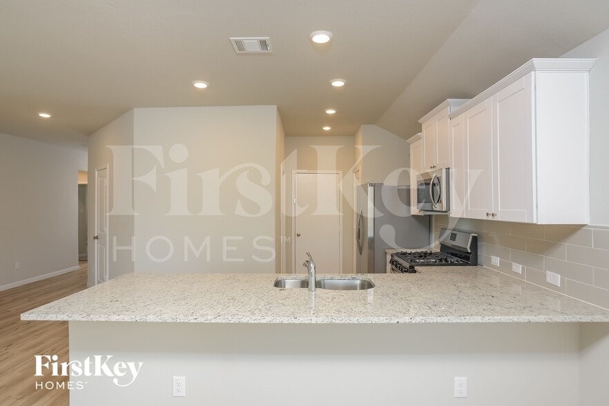 Building Photo - 1818 Morse Way