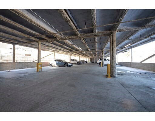 Building Photo - 2 S Grove St