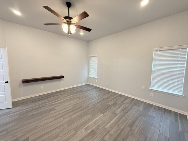 Building Photo - 8301 Grayson Trl