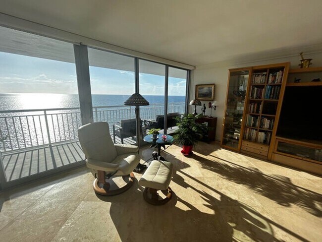 Building Photo - 1390 S Ocean Blvd