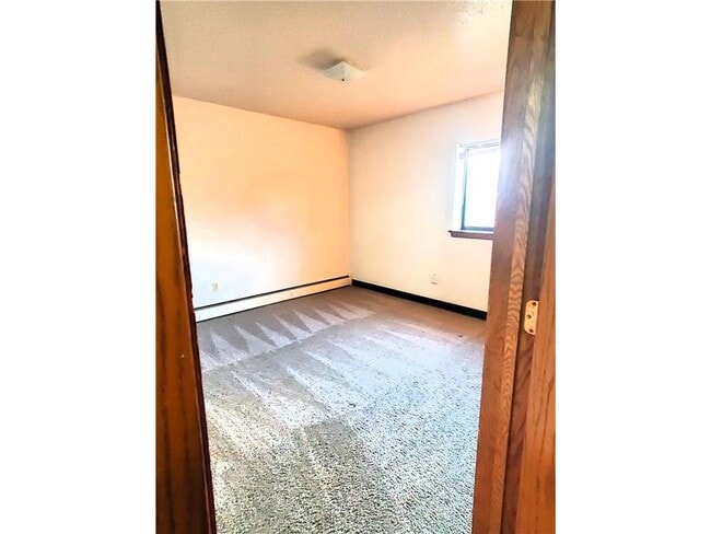 Building Photo - 122 Spring St