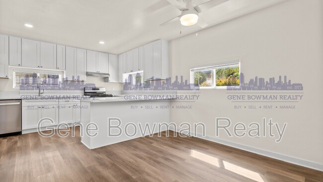 Building Photo - 641 C Ave