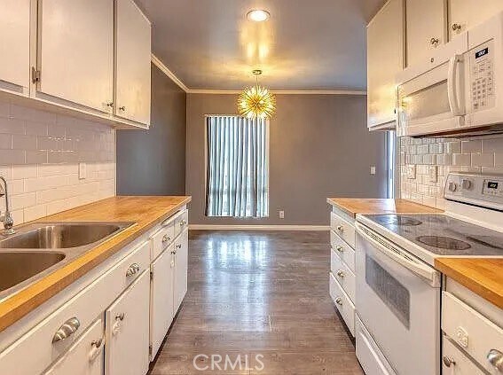 Building Photo - 17010 Colima Rd