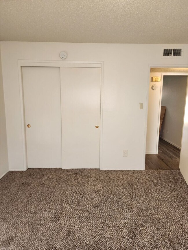 Building Photo - 116 Garnsey Ave. #A -Apartment