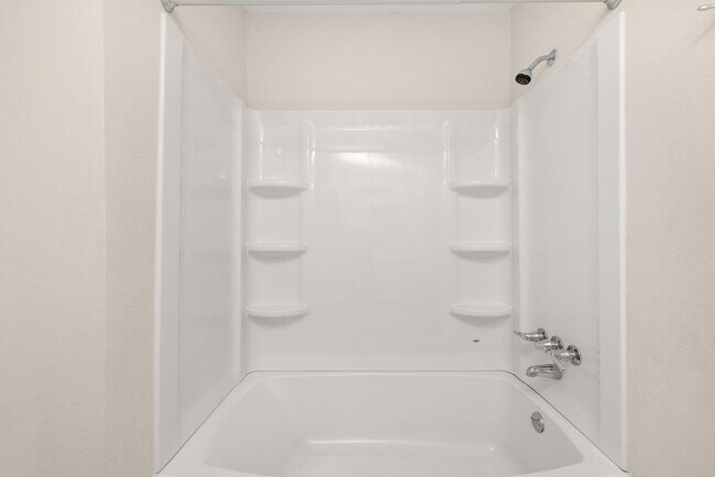 Building Photo - 4490 FL-87