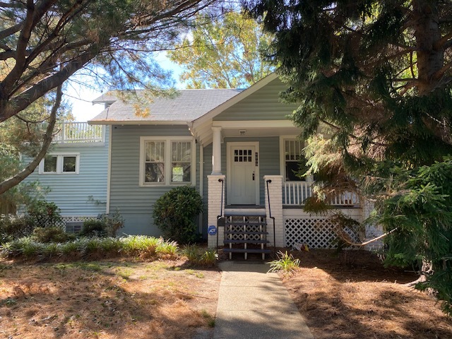 Craftsman home close to metro - 4809 Calvert Rd