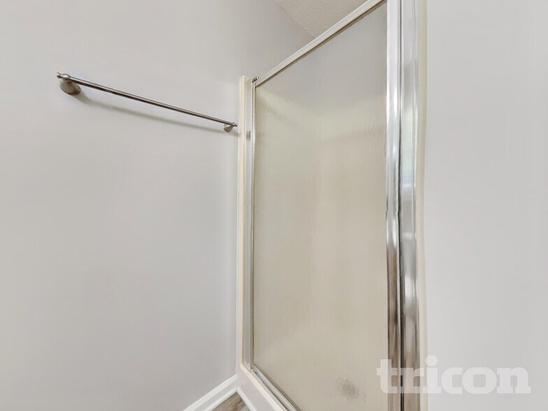 Building Photo - 2113 Ruddy Rd