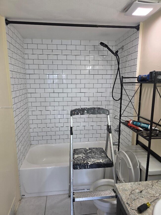 Building Photo - 5775 W 20th Ave